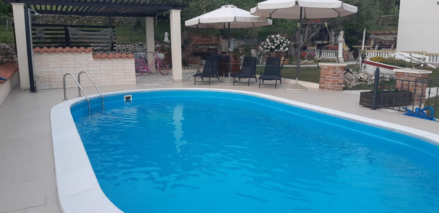 Apartments Robi- Swimming Pool And Beautiful Garden Kampor Eksteriør billede